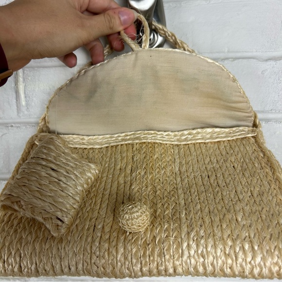 Vintage Straw Woven Floral Small Handbag - Picture 6 of 11
